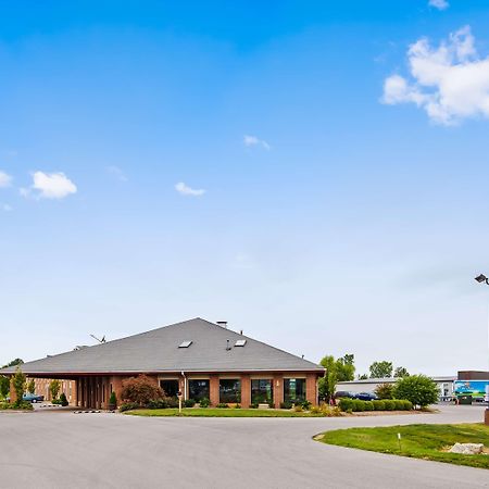 Best Western Norwalk Exterior photo