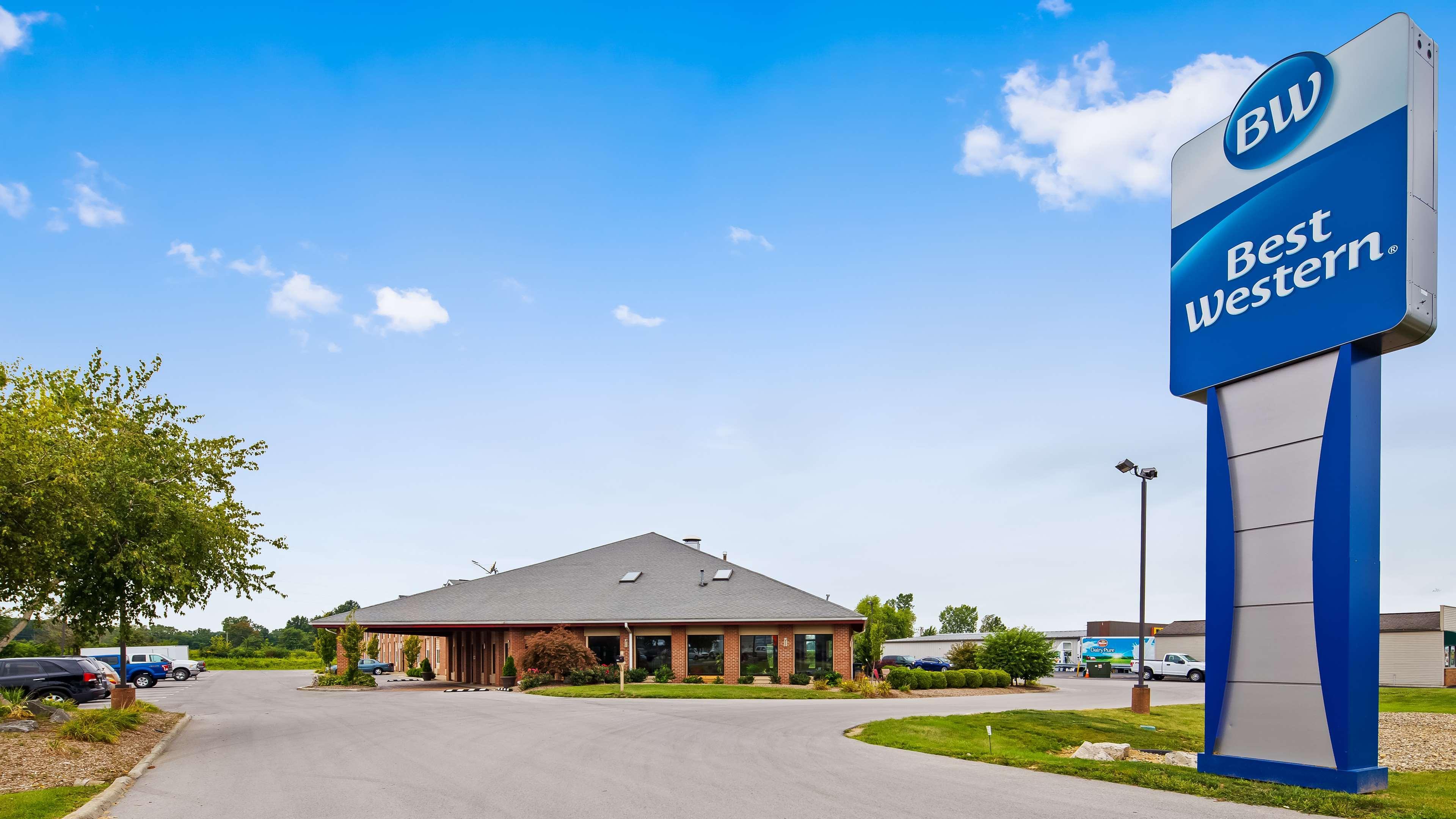Best Western Norwalk Exterior photo