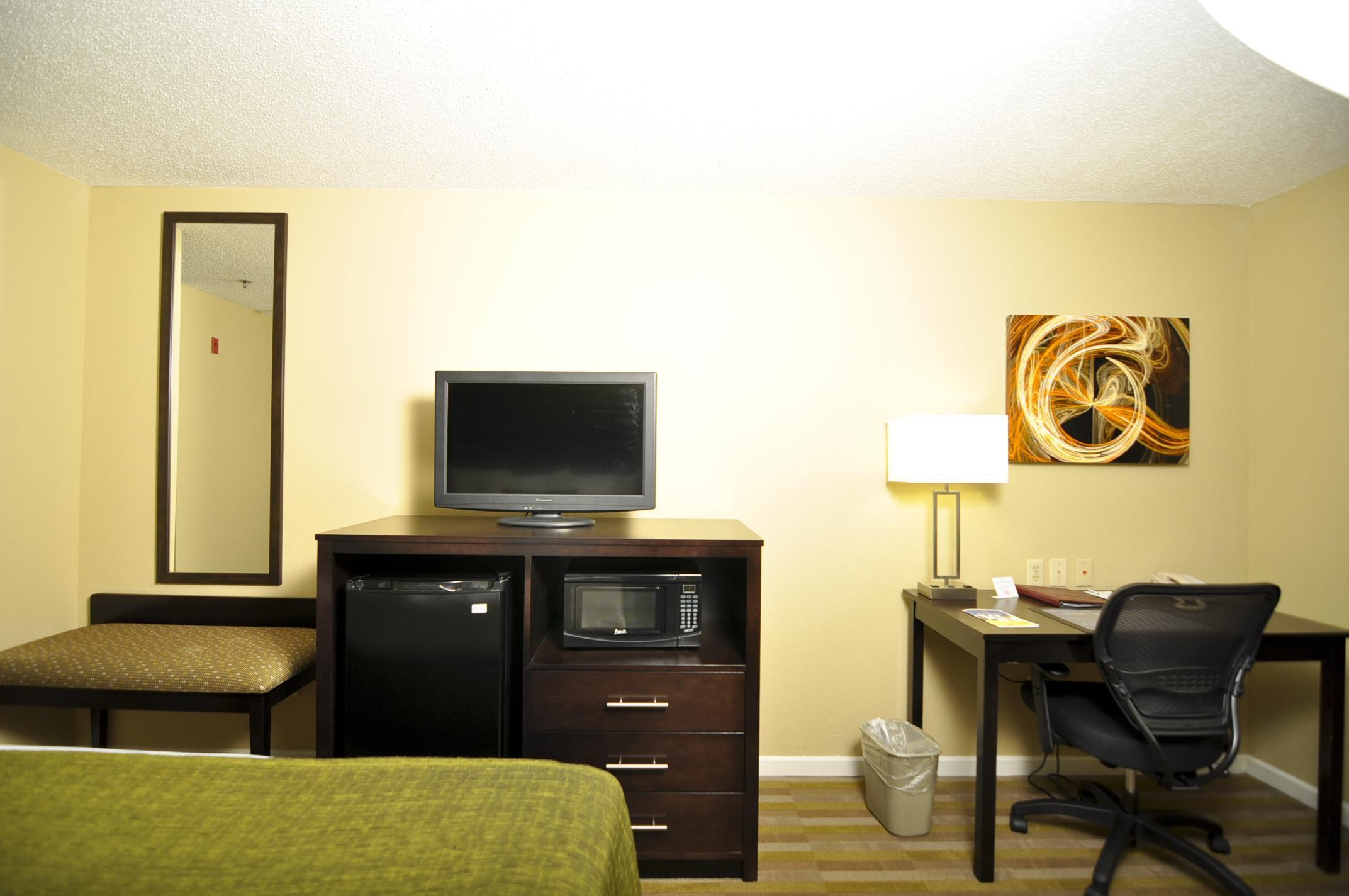 Best Western Norwalk Exterior photo