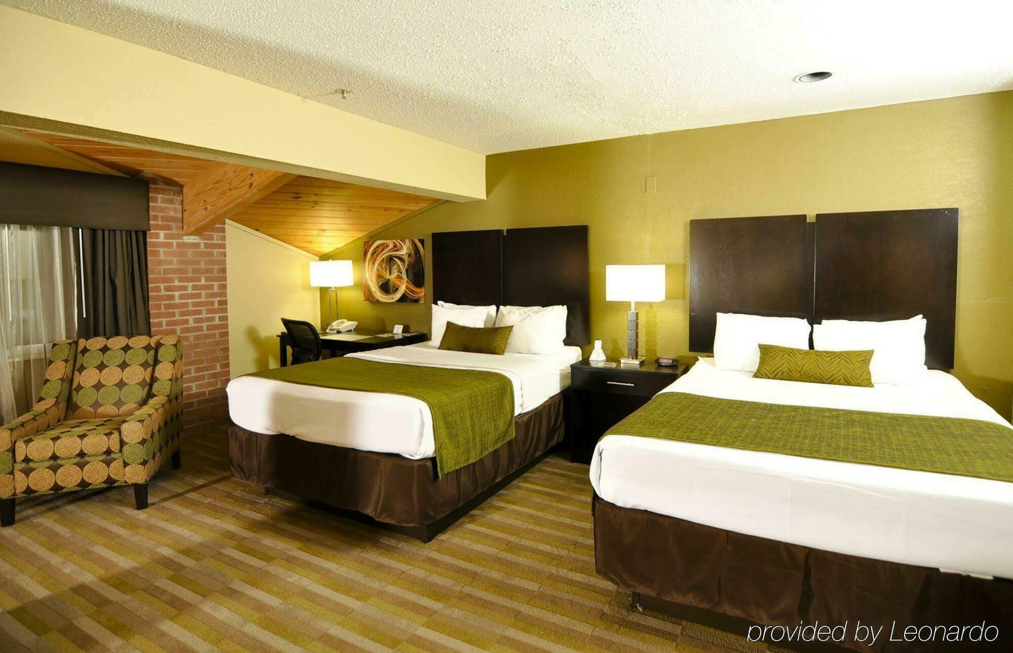 Best Western Norwalk Exterior photo